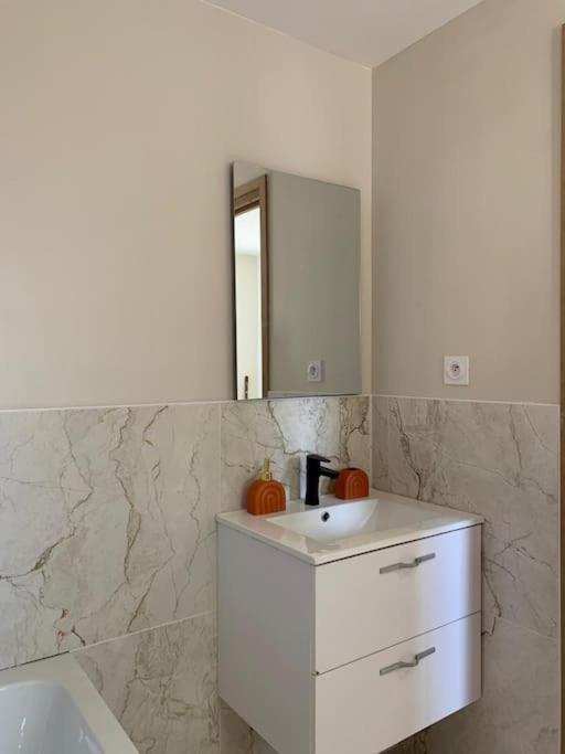 Villa Chic 3 Chambres ,2 Sdb Châtellerault المظهر الخارجي الصورة