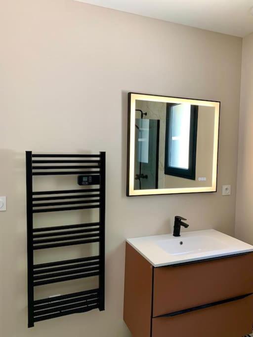 Villa Chic 3 Chambres ,2 Sdb Châtellerault المظهر الخارجي الصورة